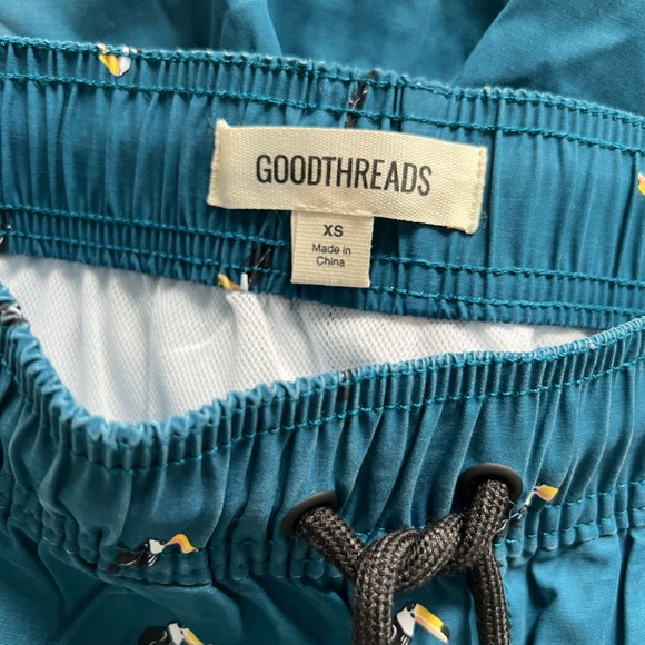 NWOT Goodthreads Men's 5" Swim Trunk - Picture 4 of 4